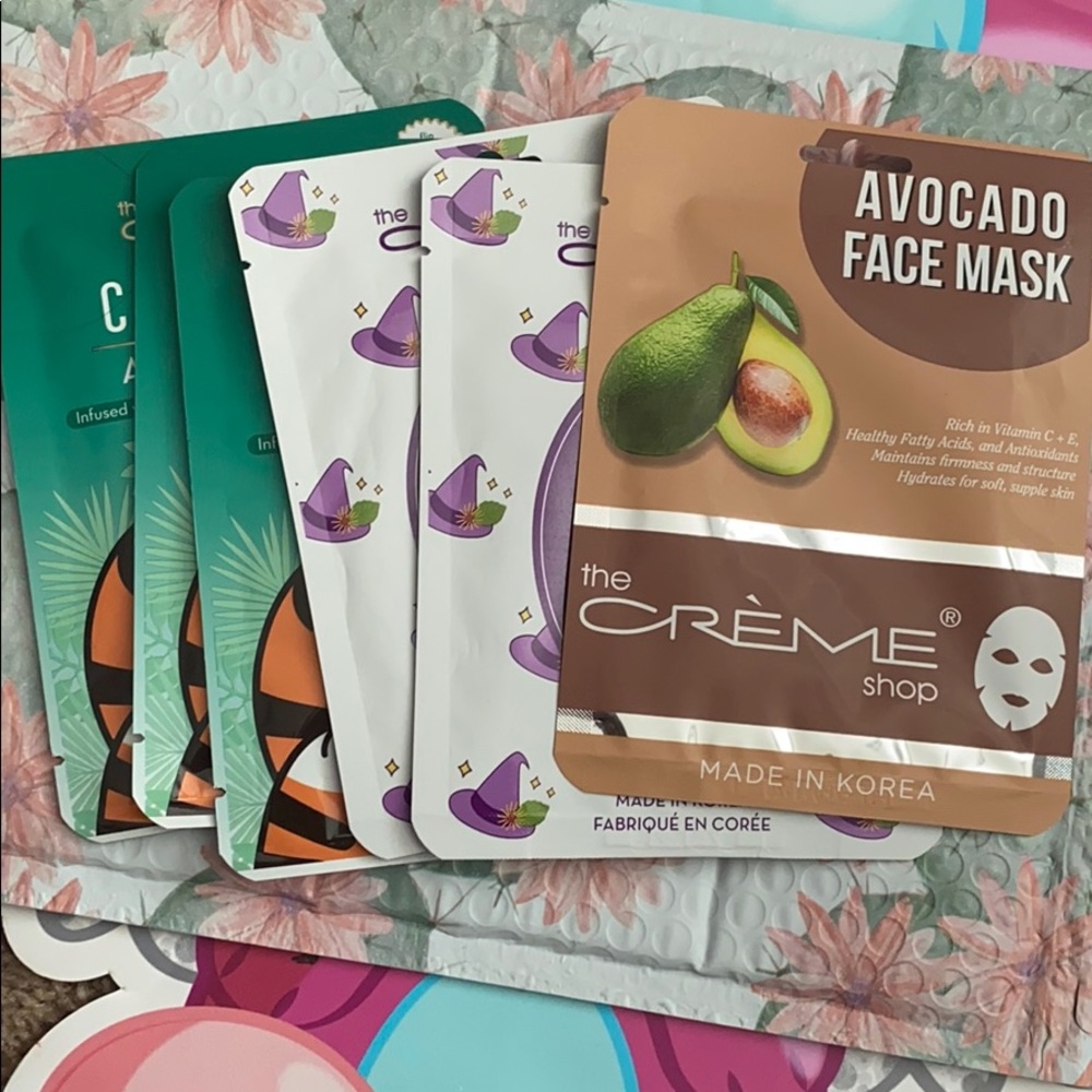❌SOLD❌ The creme shop face mask